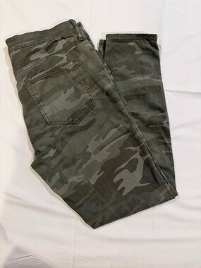 Loft Camo Print Skinny Pants - Olive Green